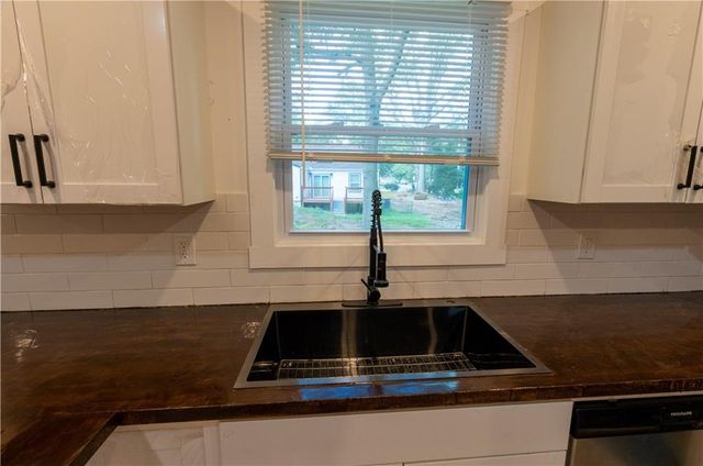 3822 Bakers Ferry Road B, Atlanta, GA 30331