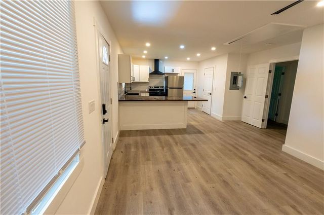 3822 Bakers Ferry Road B, Atlanta, GA 30331