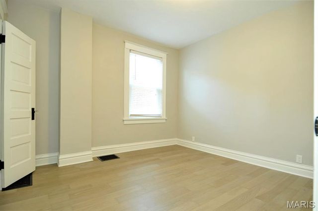 6622 Elmer Avenue, St Louis, MO 63109