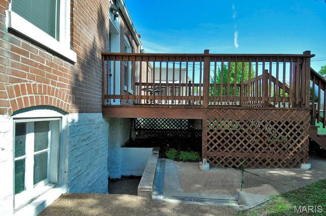 6622 Elmer Avenue, St Louis, MO 63109