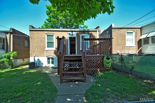 6622 Elmer Avenue, St Louis, MO 63109