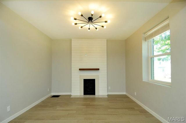 6622 Elmer Avenue, St Louis, MO 63109