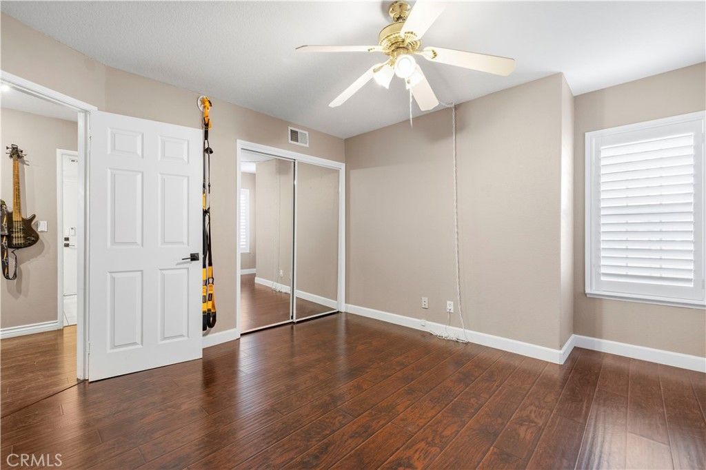 Image 15 of property listing at 42443 Breeze, Lancaster, CA 93536