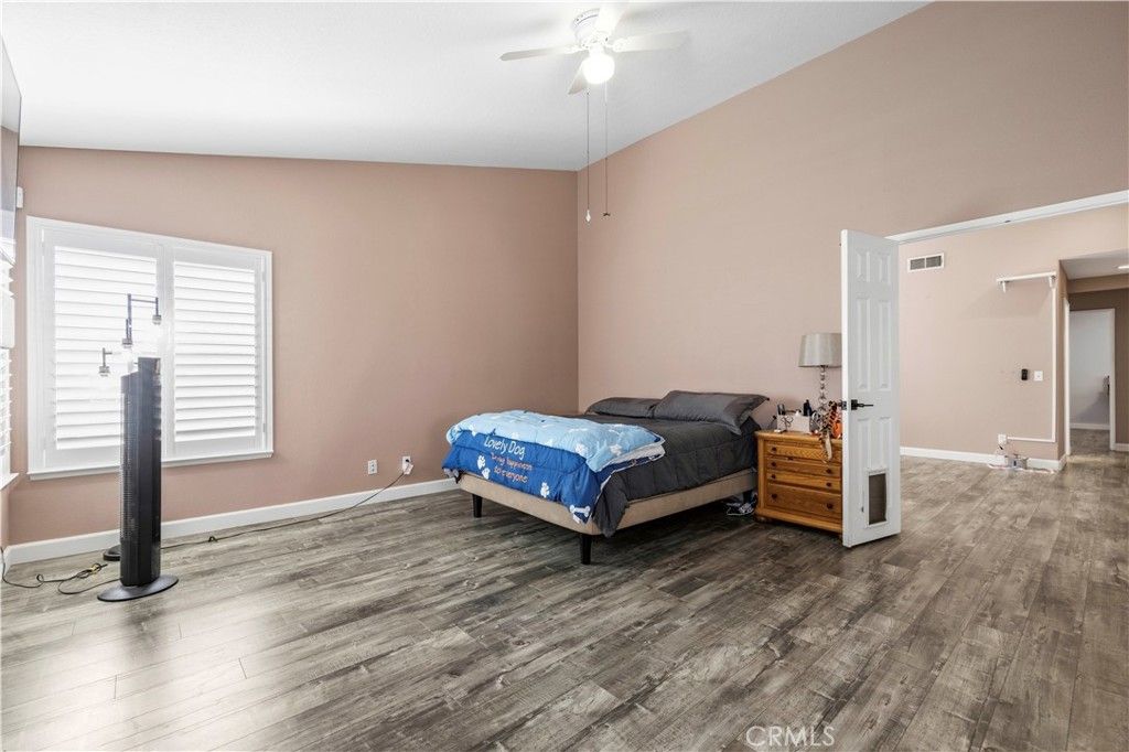 Image 23 of property listing at 42443 Breeze, Lancaster, CA 93536