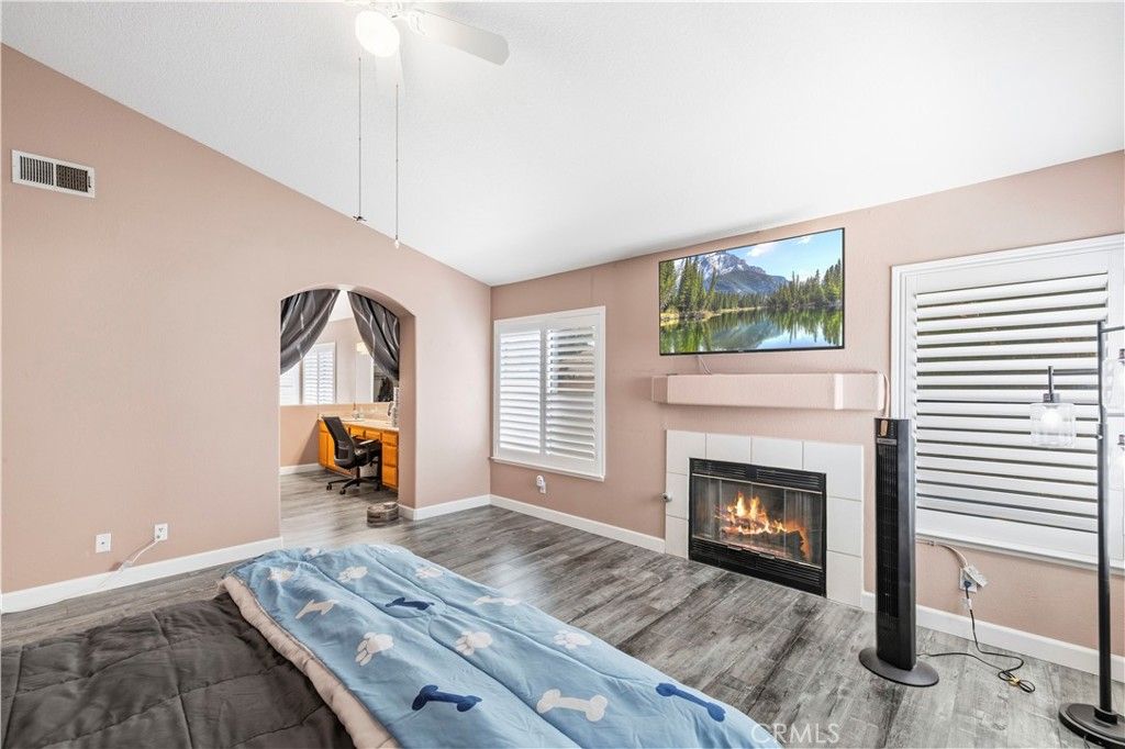 Image 24 of property listing at 42443 Breeze, Lancaster, CA 93536