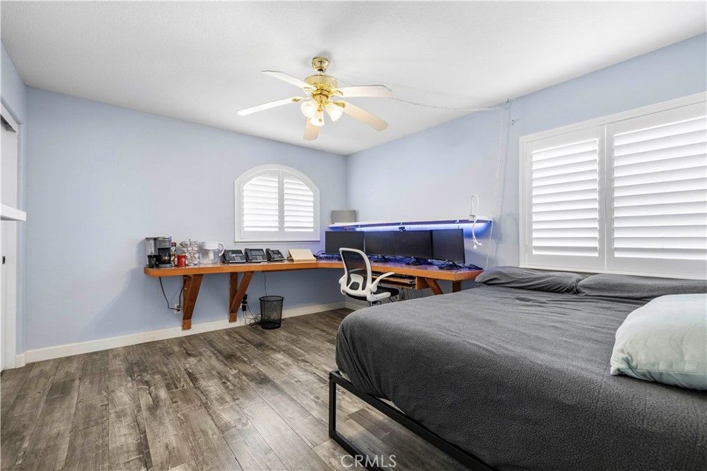 Image 34 of property listing at 42443 Breeze, Lancaster, CA 93536