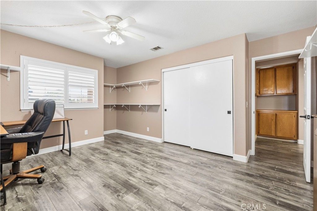 Image 38 of property listing at 42443 Breeze, Lancaster, CA 93536