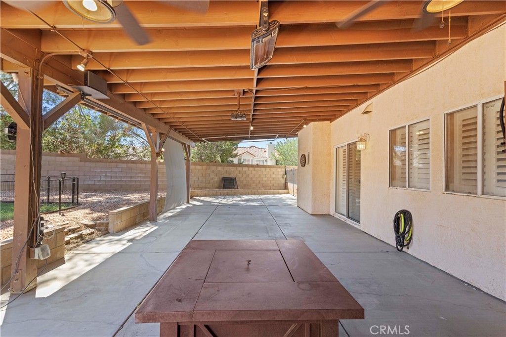 Image 41 of property listing at 42443 Breeze, Lancaster, CA 93536