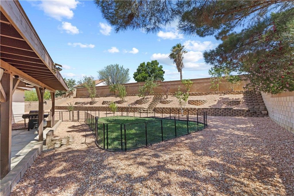 Image 45 of property listing at 42443 Breeze, Lancaster, CA 93536