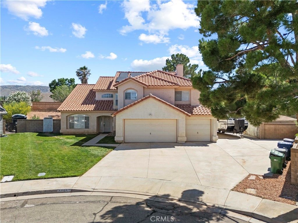 Image 55 of property listing at 42443 Breeze, Lancaster, CA 93536