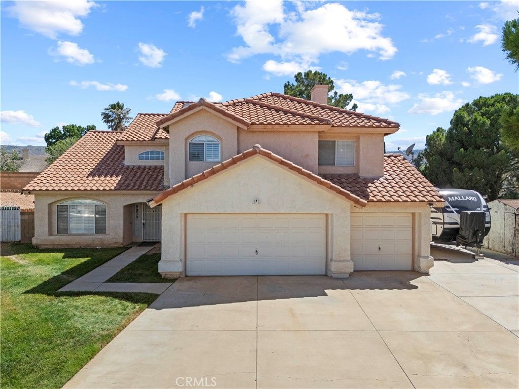 Image 56 of property listing at 42443 Breeze, Lancaster, CA 93536