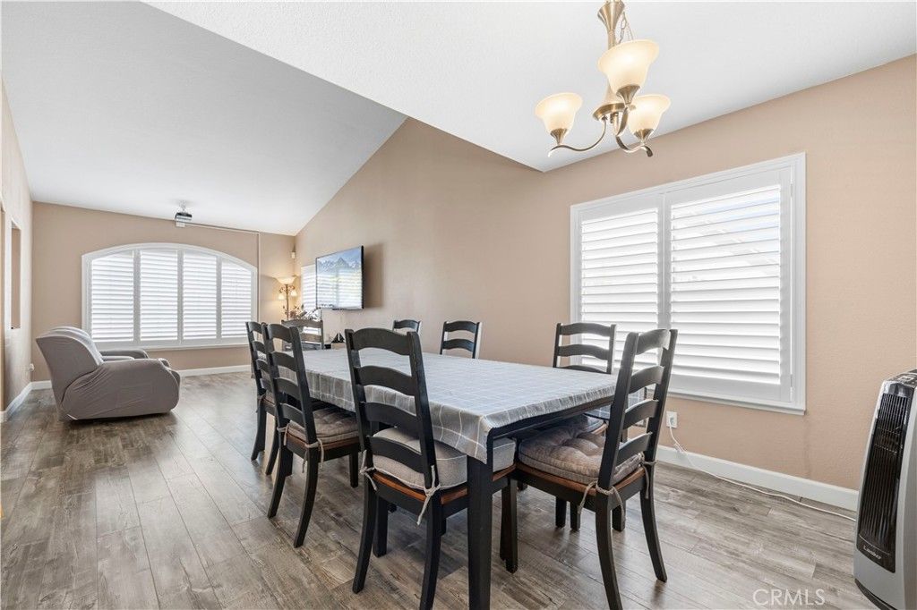 Image 7 of property listing at 42443 Breeze, Lancaster, CA 93536