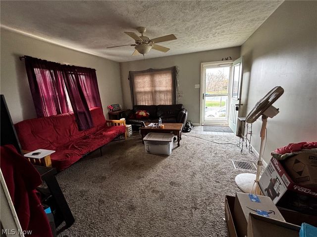 2196 Congress Lake Road, Mogadore, OH 44260