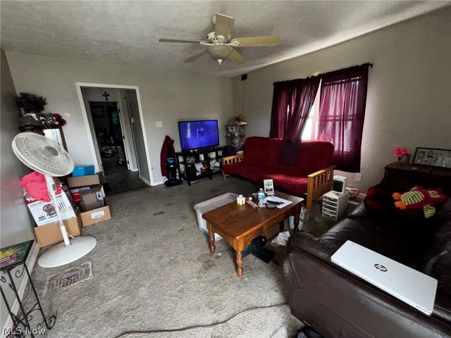 2196 Congress Lake Road, Mogadore, OH 44260