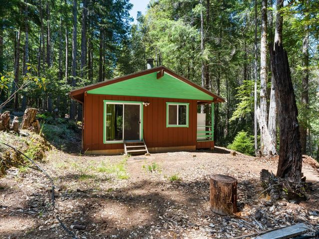 22201 Mountain View Rd, Boonville, CA 95415