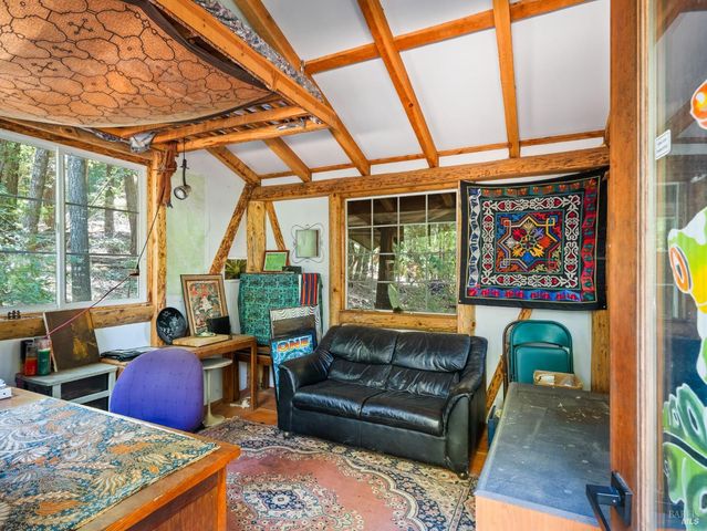 22201 Mountain View Rd, Boonville, CA 95415