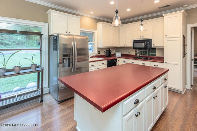 3981 Pleasant Hill Road, Olive Branch, MS 38654