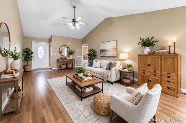 3700 Wheatfield Ln, Clarksville, TN 37040