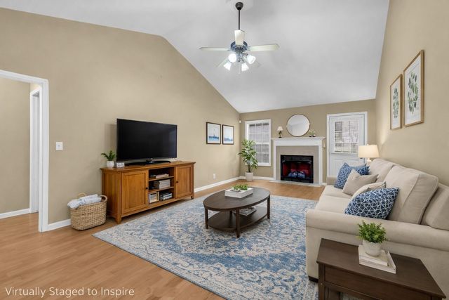 3700 Wheatfield Ln, Clarksville, TN 37040