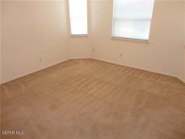 5729 GREEN CASTLE Road, El Paso, TX 79932