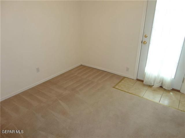 5729 GREEN CASTLE Road, El Paso, TX 79932