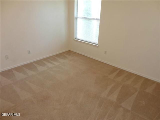 5729 GREEN CASTLE Road, El Paso, TX 79932