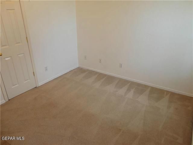 5729 GREEN CASTLE Road, El Paso, TX 79932