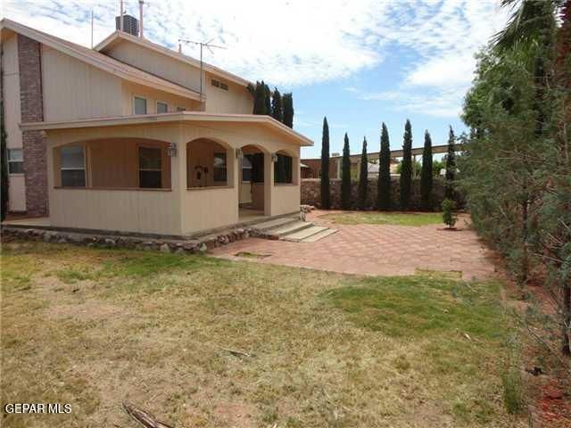 5729 GREEN CASTLE Road, El Paso, TX 79932
