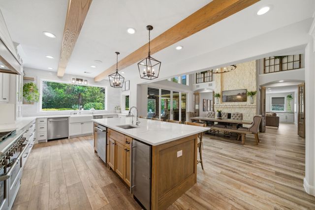 10426 Waterstone Estates Court, Tomball, TX 77375