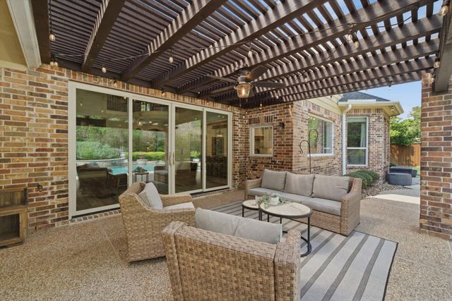 10426 Waterstone Estates Court, Tomball, TX 77375