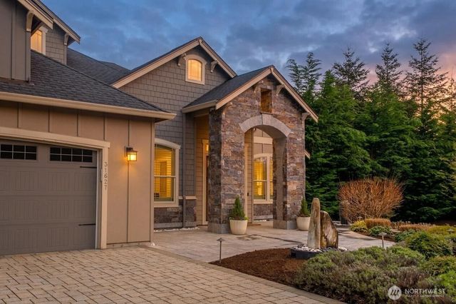 31627 SE 280th Court, Ravensdale, WA 98051
