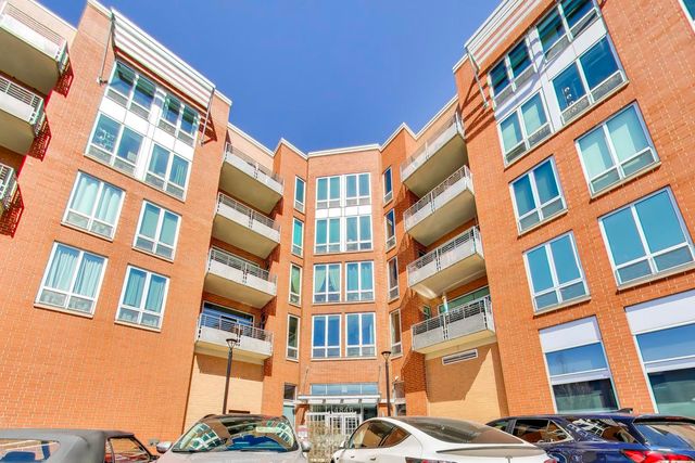 4846 N CLARK Street 510, Chicago, IL 60640