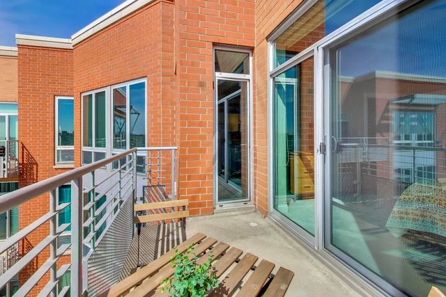 4846 N CLARK Street 510, Chicago, IL 60640