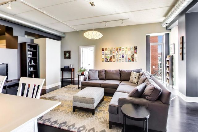 4846 N CLARK Street 510, Chicago, IL 60640