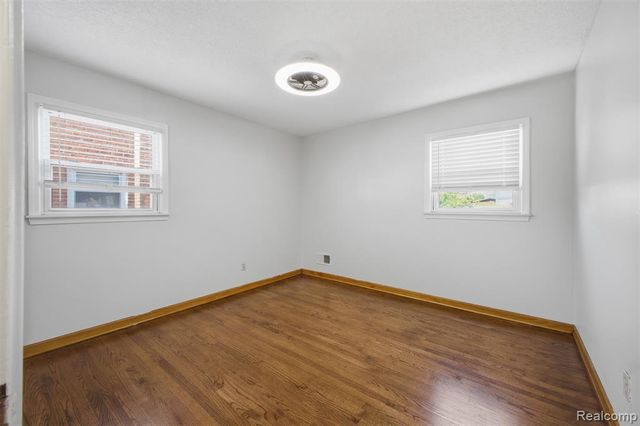 15080 Churchill Street, Southgate, MI 48195