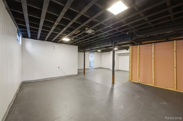 15080 Churchill Street, Southgate, MI 48195