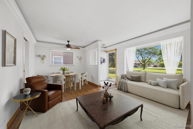 15080 Churchill Street, Southgate, MI 48195