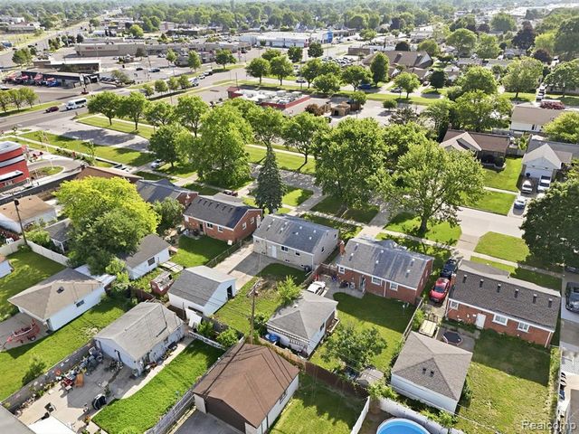 15080 Churchill Street, Southgate, MI 48195