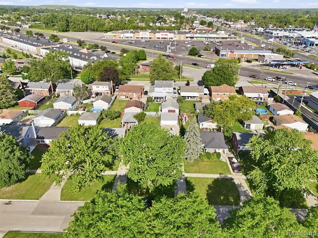 15080 Churchill Street, Southgate, MI 48195