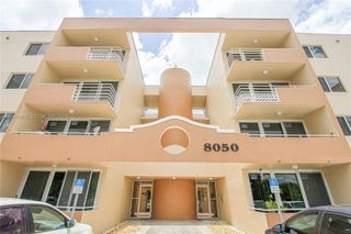8050 NW 8th St 1306, Miami, FL 33126