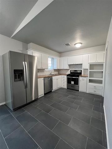 7440 NW 5th Terrace, Oklahoma City, OK 73127