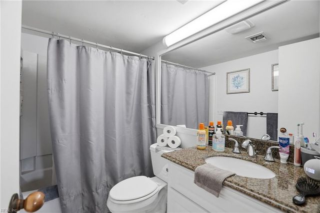 3200 Lynnhaven Dr Apt 208, Virginia Beach, VA 23451