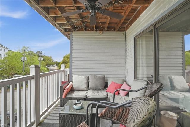 3200 Lynnhaven Dr Apt 208, Virginia Beach, VA 23451