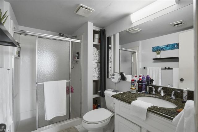 3200 Lynnhaven Dr Apt 208, Virginia Beach, VA 23451