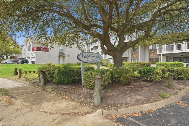 3200 Lynnhaven Dr Apt 208, Virginia Beach, VA 23451