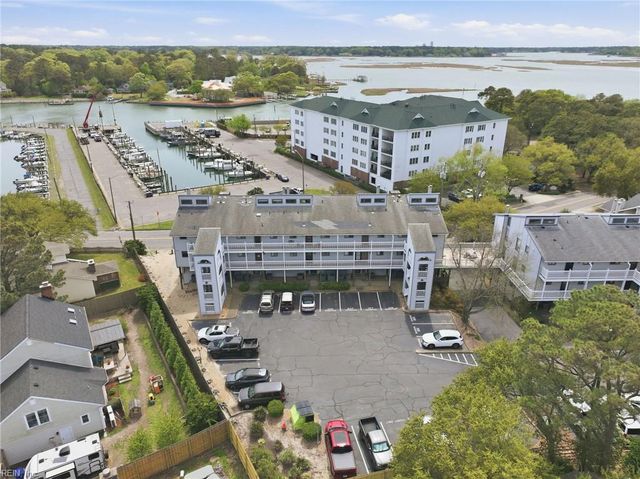 3200 Lynnhaven Dr Apt 208, Virginia Beach, VA 23451