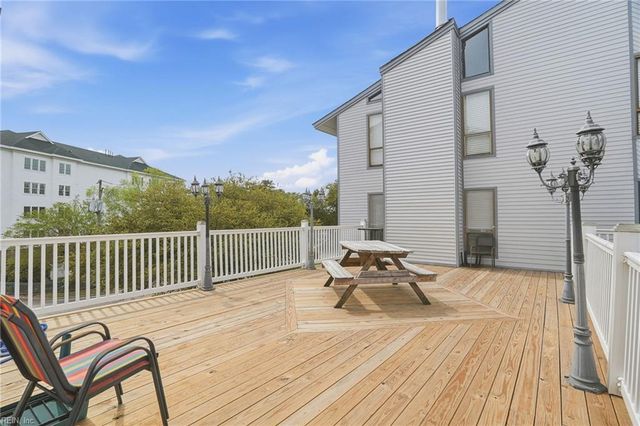 3200 Lynnhaven Dr Apt 208, Virginia Beach, VA 23451