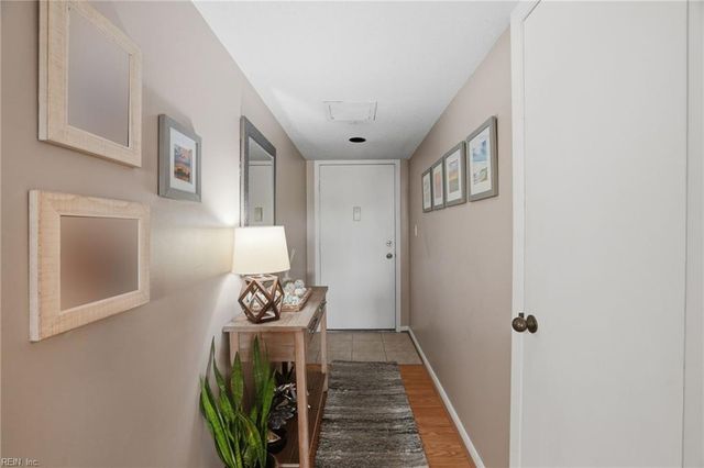 3200 Lynnhaven Dr Apt 208, Virginia Beach, VA 23451