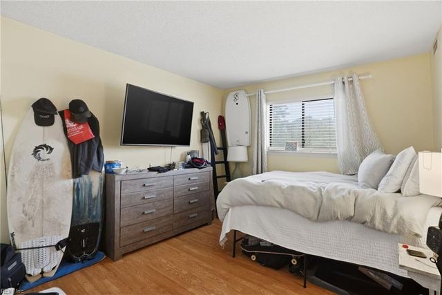 3200 Lynnhaven Dr Apt 208, Virginia Beach, VA 23451