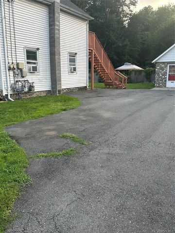 657 South Street 2 -Top Floor, Newburgh, NY 12550